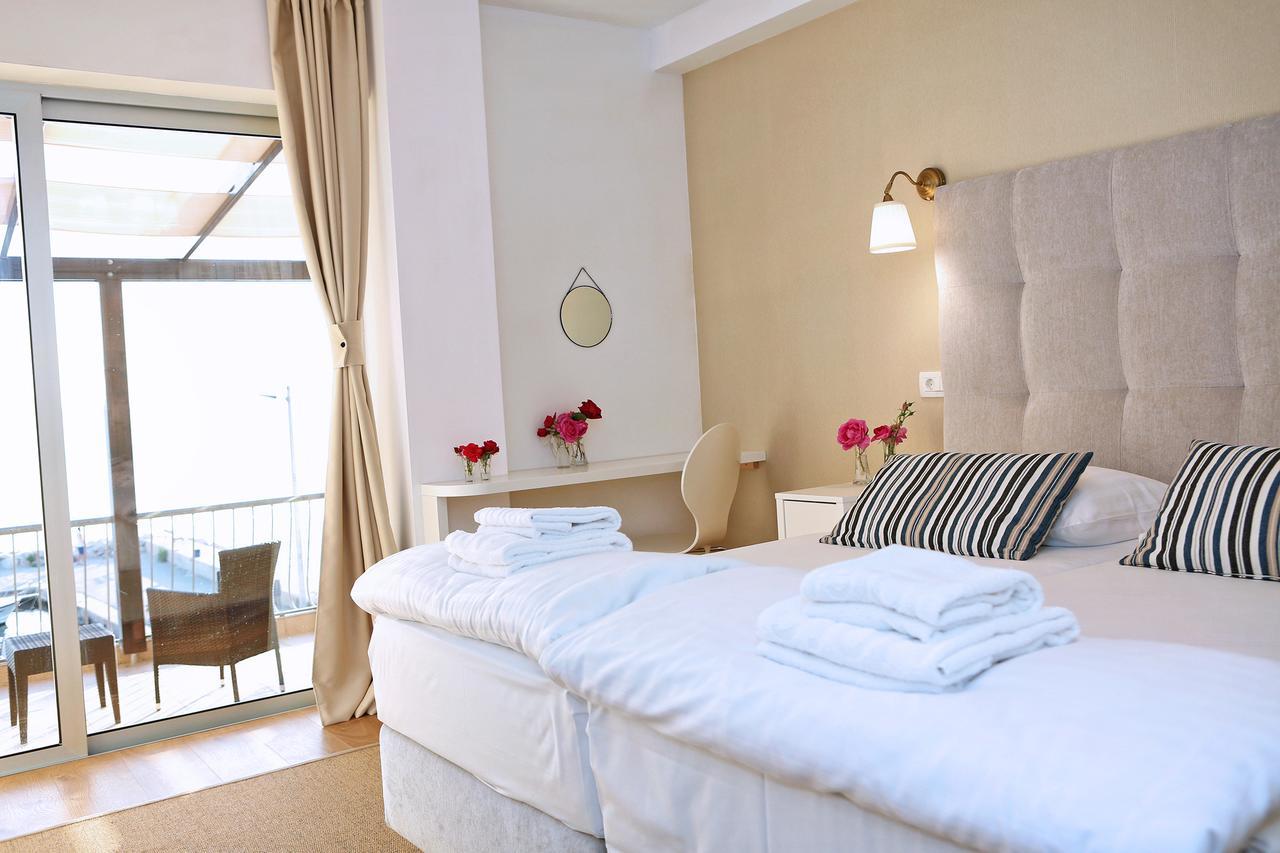 Delfin Hotel 3*