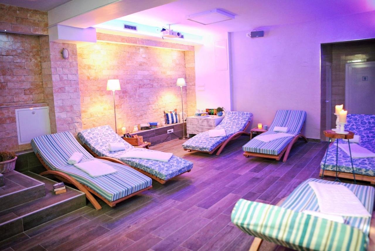 Delfin Hotel